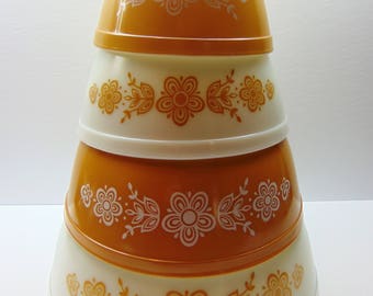 Vintage Pyrex Nesting Bowls, Gold Butterfly Mixing Bowl Set