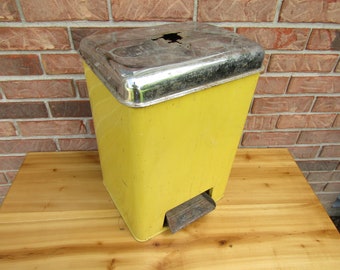 Vintage yellow trash can mid century modern Lincoln Beautyware retro diner trash receptacle with foot pedal and chrome lid removable bin