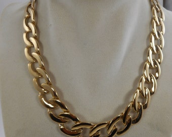 Vintage Napier Gold Tone Link Collar Choker Necklace 16 inch ,Large link Necklace