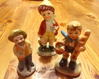 Lot Of Four Vintage Hand Painted Figurines Napcoware Norleans 1960s
