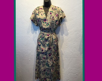 Vintage 1940s silk print dress