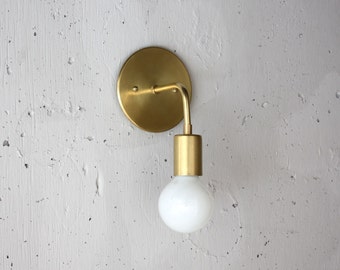 Modern Brass Sconce - Roy - Simple wall light - Mid century modern - Danish modern - Minimalist - bedside light
