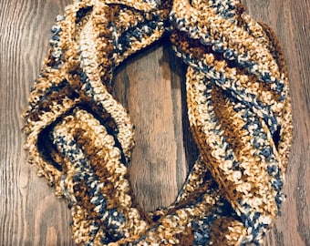 Little Miss Muffet Cowl