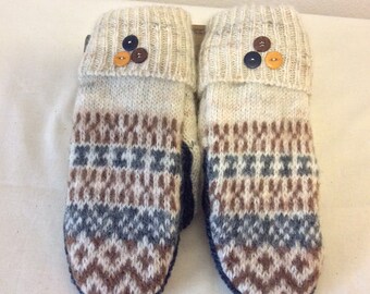 Upcycled warm and soft wool sweater mittens