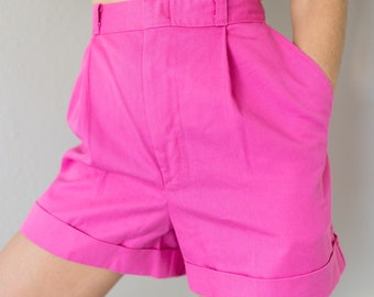 Vintage 80s Pretty Pink High Waisted Preppy Pleated Cuffed Shorts Small S