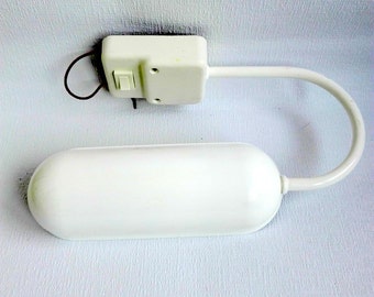 Vrieland Design Lamp, made in Holland, White Lamp, vintage 1980's