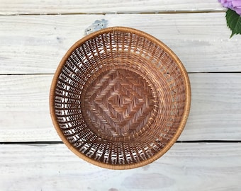 Vintage Woven Basket || Wicker Basket