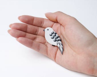 Black and White Bird Brooch pin Cute handmade bird jewelry White bird Handmade Bird jewellery Black&White jewelry Pin-up brooch pin animal