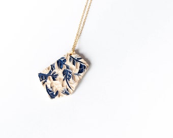 Intricate GEOMETRIC MODERN ceramic NECKLACE, Ceramic jewellery, Geometric pendant, Statement jewellery, Christmas gift for her, Delft blue