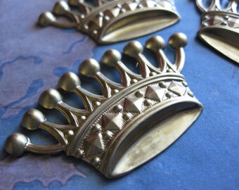 1 PC Extra Large Brass Crown Stamping - KK21