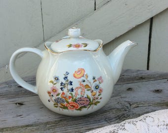 Vintage Robinson Design Group Floral Teapot