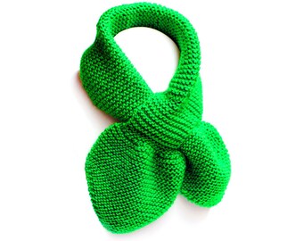 Toddler Knit Scarf. Kids Green Pull Thru Neck Wrap. Keyhole Muffler 2 to 4 Years. Child's Winter Neck Warmer. Bow Tie Loop Ascot