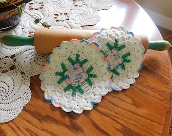 Pair of Vintage Crochet Pot Holders from the 40s