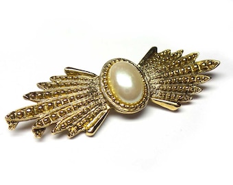 Vintage Brooch with White Stone