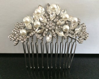 Rhinestone Wedding Comb, Crystal Bridal Comb, Bridal Hair Comb, Wedding Accessory, Vintage Comb, Bride Hair Comb, Wedding Hair Comb ~Elegant