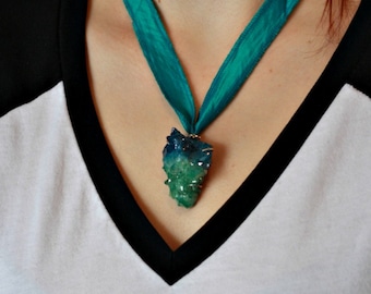 Blue and emerald green aura quartz necklace, ribbon crystal necklace, ethical jewelry, aura quartz jewelry, crystal jewelry, gift for her