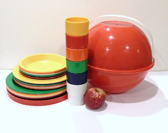 Vintage Picnic Ball - Ingrid Picnic Ball - Mod - Red Picnic Carrier - Vintage Picnic