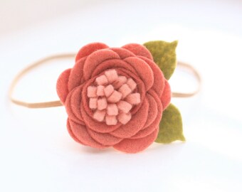 Pink Felt flower headband for baby, Rose felt flower headband, Newborn photo prop, Peachy Pink Baby flower headband infant toddler headband