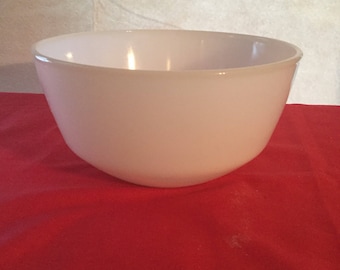Vintage anchor hocking fire king mixing bowl