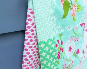 Heather Bailey UP PARASOL cot quilt