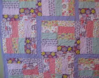 Owls galore baby quilt