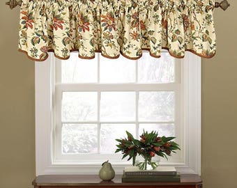 Waverly felicite cream scalloped valance new