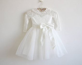 Long Sleeves Light Ivory Flower Girl Dress Lace Tulle Flower Girl Dress With Light Ivory Sash/Bows