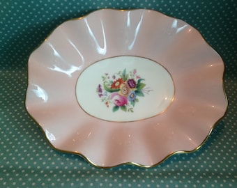 Antique Coalport pink and floral decorative scalloped edge dish. c1926. Reg no. 9719. - FREE UK POST.