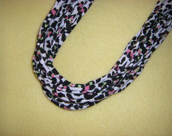 Recycled T-shirt Fabric Necklace - black white and neon leopard print, upcycled tshirt necklace tarn tshirt yarn