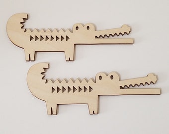 Set of 6 Wooden Alligator Cut Outs ( Embellishments, Scrap Booking, Decoupage)
