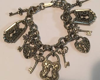 Vintage Chunky Charm Bracelet Lock and Key