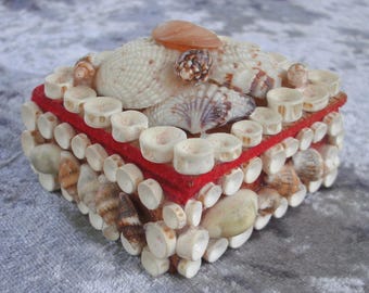 Hz Vintage Shell Trinket Jewelry Box