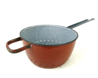 French Vintage Enamel Colander / Vintage 1950's French Kitchenware