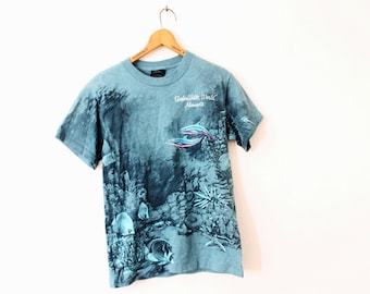 SMALL Vintage 1990s Underwater World Minnesota (Full Body Print) Graphic T-Shirt