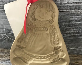 Vintage Raggedy Andy Terra Cotta Brown Bag Cookie Art Mold