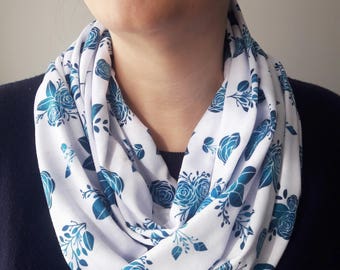 Floral Infinity Scarf, ROSIE Pattern (WHITE)