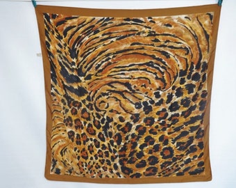 Vintage Scarf wild animal print Pier Olivier Paris 85cm x 88cm / 33.4" x 34.6"