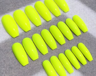 Neon Yellow Faux Nails * Fake Nails * Glue On Nails * Long Coffin Nails * Neon * Neon Yellow * Neon Nails * Gloss Nails * Matte Nails