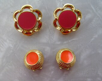 60s / 70s Signed JS Clip Earrings / 2 Pairs