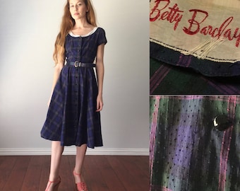 Vintage 1950s Cotton Day Dress / Betty Barclay 50s Dress / Full Skirt / Navy and Pink Plaid / Size S Small