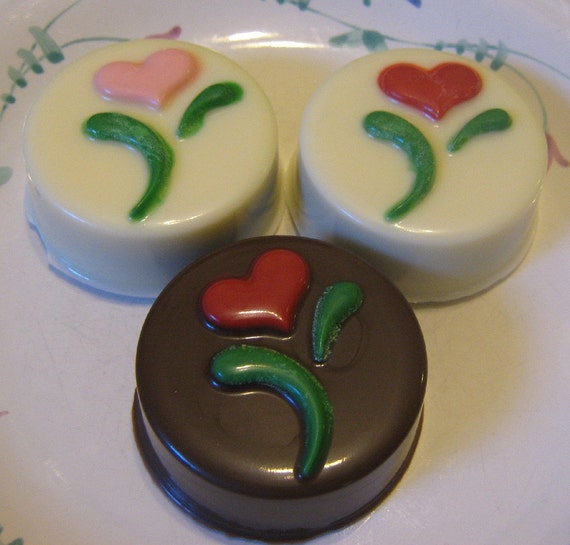 Heart flower chocolate covered sandwich cookie oreo one dozen