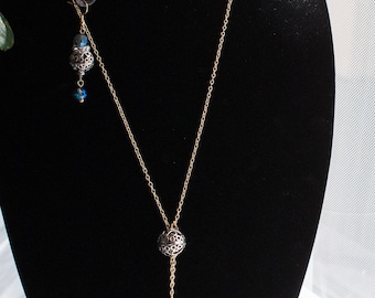 Necklace and earrings jewelry set