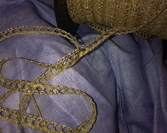 2 m of lace trim gold lurex, 5 mm wide polyester & lurex