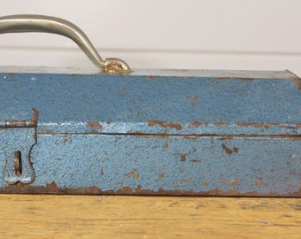 Industrial Blue Metal Tool Box Vintage Toolbox Vintage Tool Chest Latch Rusty Industrial Decor Wide Toolbox Blue Metal Decor Storage Old