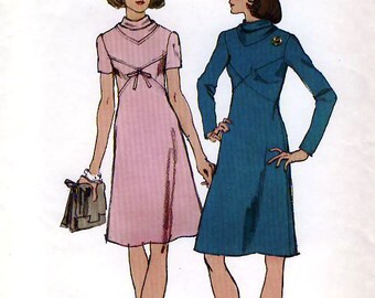 Simplicity 5790 Vintage 70s Misses' Dress Sewing Pattern - Uncut - Size 10 - Bust 32.5