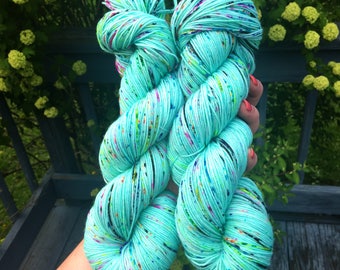 Jet Set, sock yarn, speckled yarn, hand dyed yarn, speckled sock yarn, colorful yarn, indie dyed yarn, knitter gift