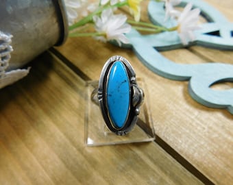 Sterling Silver Bright Blue Turquoise Ring Size 9