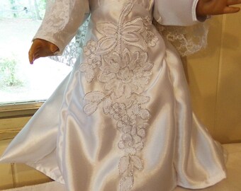 Gorgous white satin and lace wedding dress