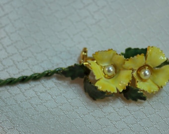 Vintage c1950's Sandor Enemeled Yellow Flowers Brooch