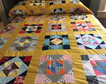 VINTAGE QUILT TOP, Feedsack Quilt Top, Partial Quilt Top, Colorful Quilt Top, Machine Sewn Quilt Top, Hand Sewn Quilt Top, Full Twin Queen